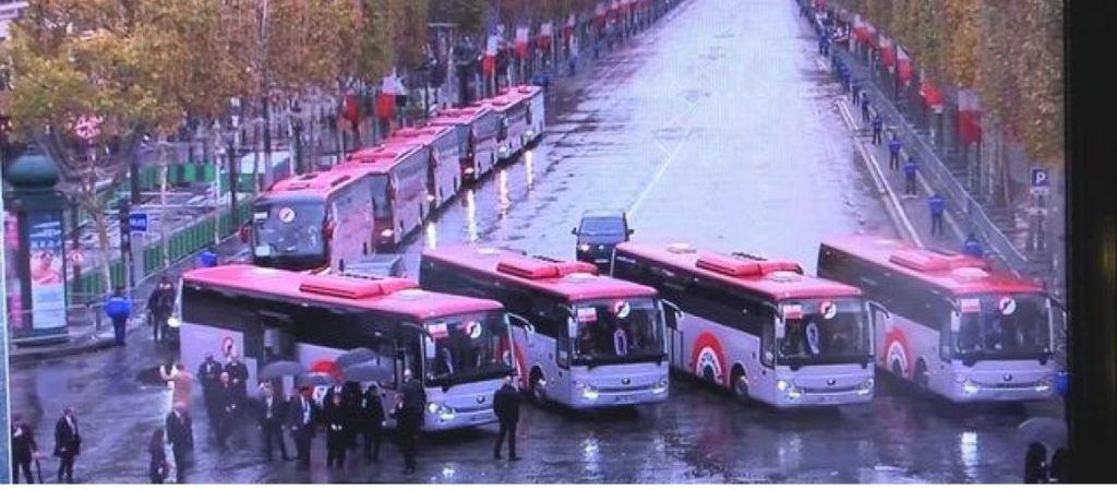 Covering - Les 6 bus du Centenaire